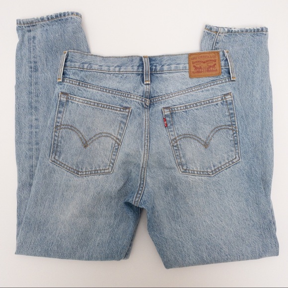 LEVI’S straight leg mom jean Wedgie Icon Selvedge Jeans in Desert Delta - Picture 10 of 12